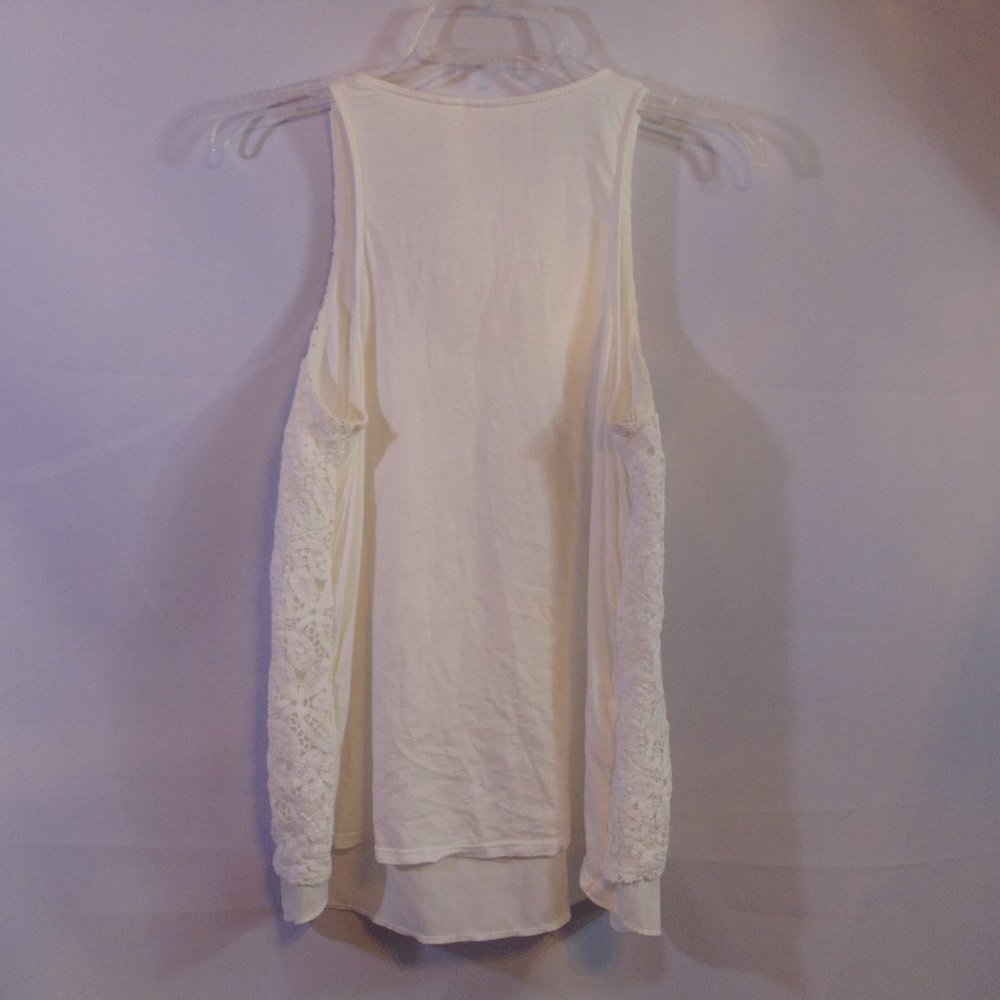 Gap Womens White Small Tank Top Deep Scoop Neck Crochet Lace - Picture 3 of 4